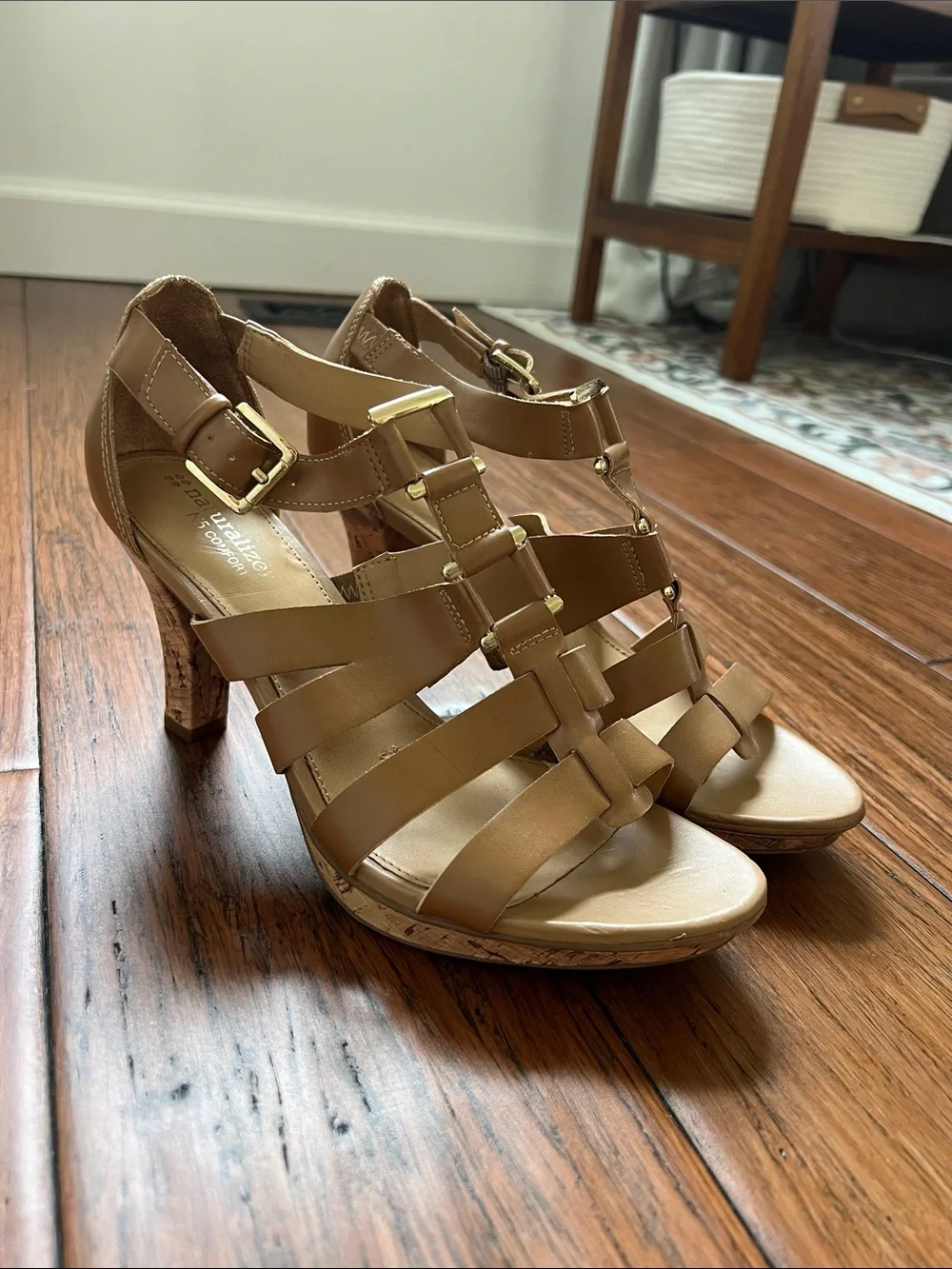Women's Naturalizer Tan Strappy High Heel Sandals size 7.5